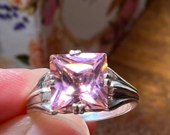 Pink Quartz Ring