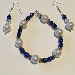 Freshwater Pearl and silver tone bracelet and earrings. Earrings have sterling silver wires.
