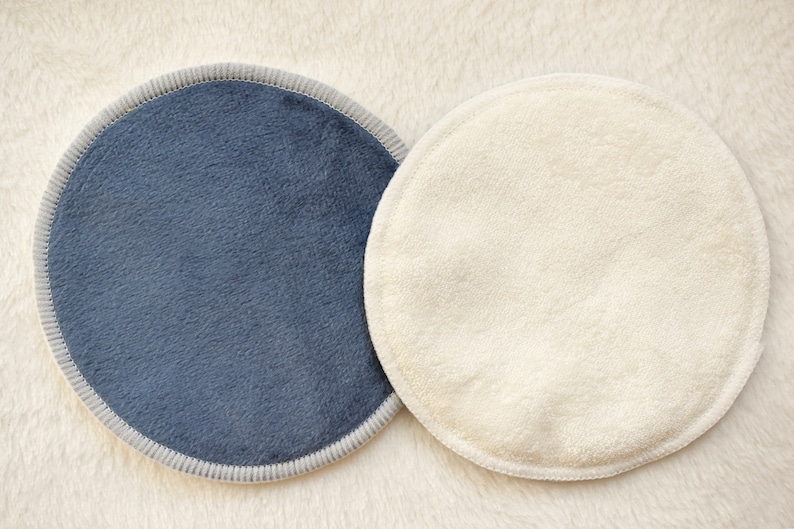 Image of reusable organic bamboo nursing pads in blue and white