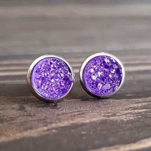 Small Purple Druzy Earrings (8mm) - Raw Druzy Studs - Post Earrings - Purple Crystal Earrings - Purple Stone Studs - Boho Stone Earrings