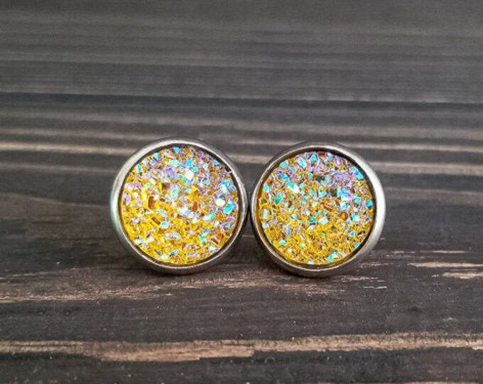Speckled Yellow Druzy Earrings (12mm)