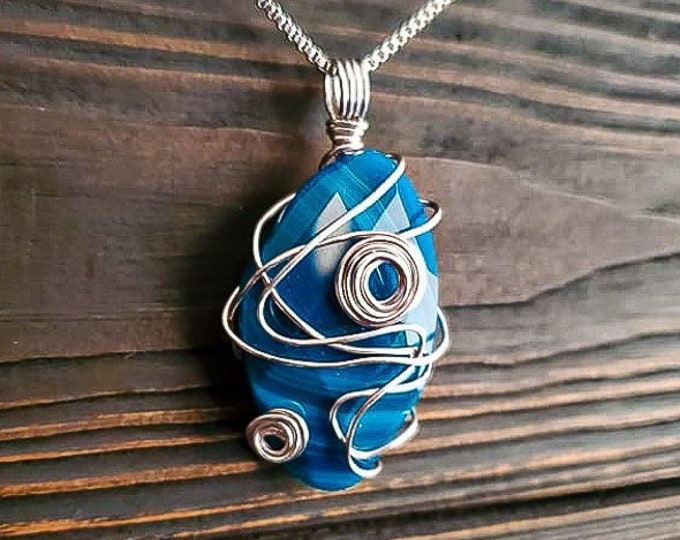 Large Blue Agate Necklace | Wire Wrapped Blue Crystal | Faceted Geode Slice | Hypoallergenic | Gemstone Pendant Necklace