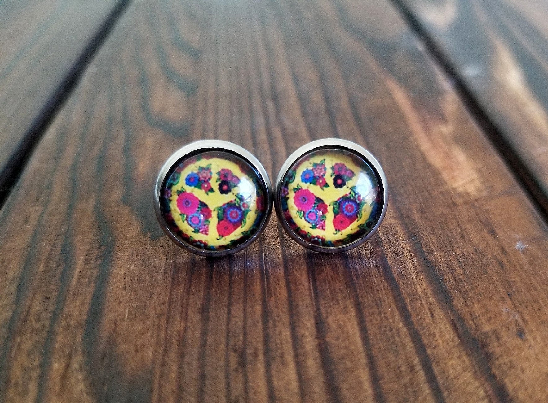 Hypoallergenic Peace Sign Earrings (12mm)