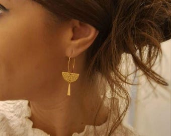 Gold-tone stainless steel half-circle hoop earrings - geometric design - Women's jewelry. Valentine's Day gift