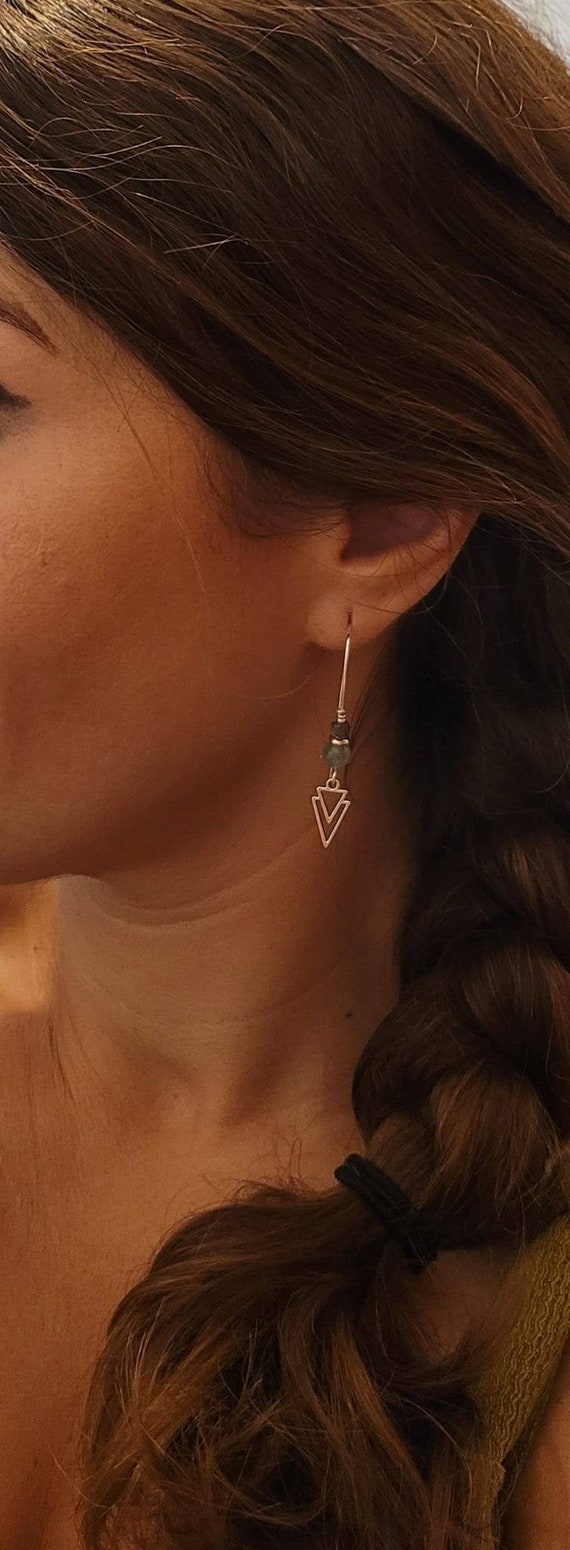 Anillo de gota de piedra lunar en plata de ley, 4 x 6 mm, piedra lunar de  laboratorio con corte de pera engastada en garra, tamaño ajustable, anillo  de piedra lunar simulada -, image size:570x1550