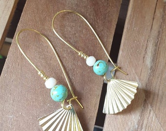 Golden hanging earrings - fan - natural pearls - artisanal gift jewelry
