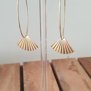 Gold stainless steel hoop earrings with small gold effect fan - Women's jewelry. Gift jewelry dangling earrings