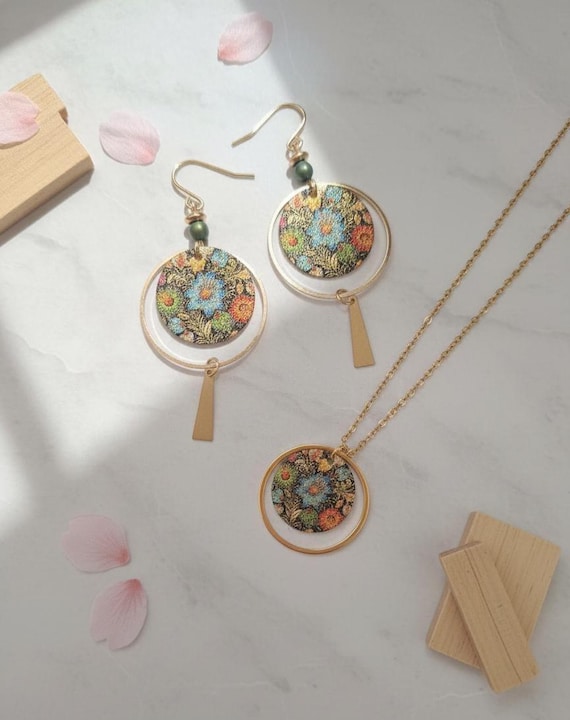 Parure Bijoux Japonais Fleurs, Boucles d'Oreilles Collier Acier Inoxydable Doré, Médaillon Floral Bohème, Idée Cadeau Femme Fait Main France