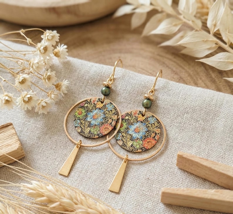 Japanese Floral Jewelry Set, Gold-Plated Stainless Steel Earrings and Necklace, Boho Floral Medallion, Handmade Gift Idea for Women (France) image 2