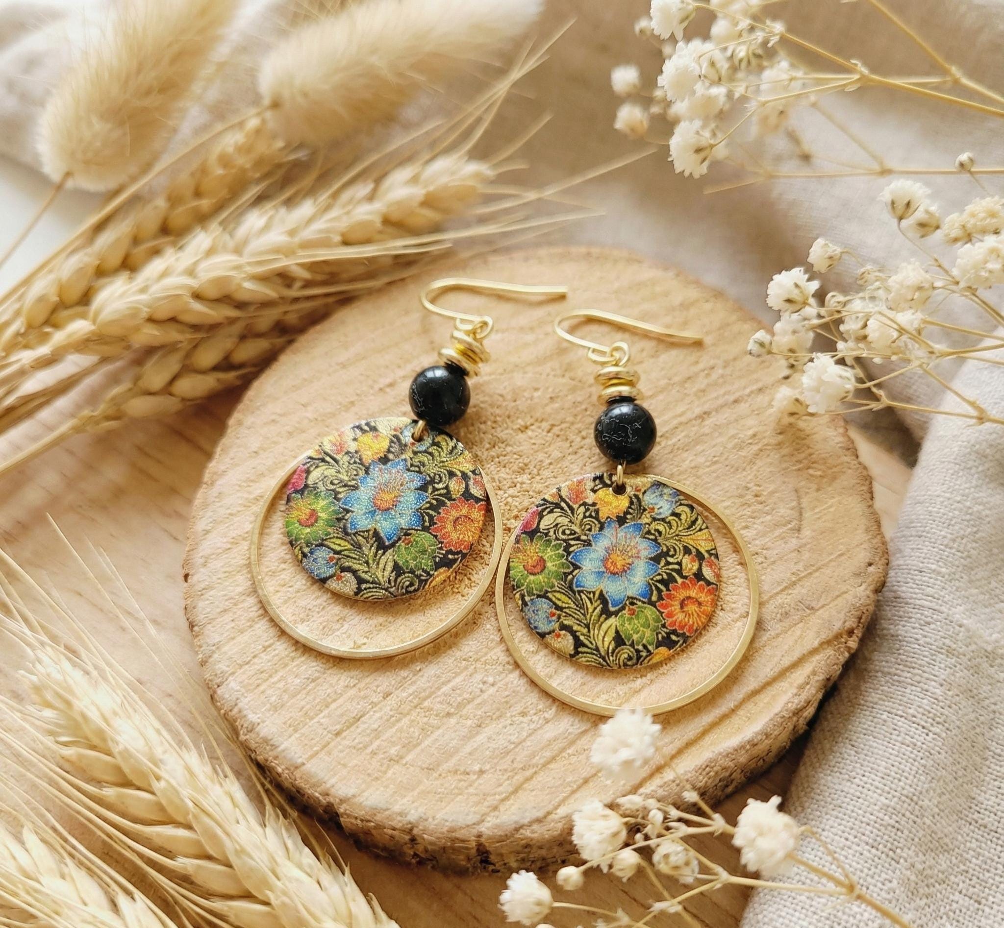 Boucles D'oreilles Pendantes Ethniques - Pierres Rouges & Perles Dorées - Alliage - Neuf