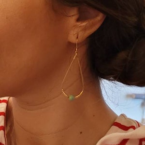 Boucles d'oreilles créoles gouttes or acier inoxydable Perles naturelles Bijoux pour femme. Cadeau bijou artisanal image 2