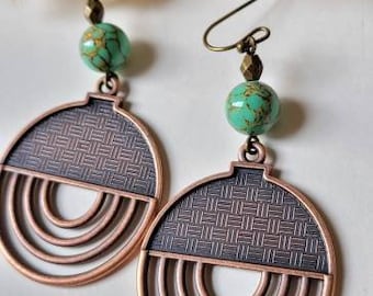 Round antique copper and natural pearl earrings - Jewelry for women. Handmade jewelry gift earring