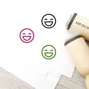 Sello de goma Emoji - Sello de goma de 16 mm / 20 mm / 25 mm - sello de cara de la sonrisa - sello de emoción