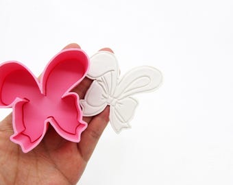 Rabbit Ear Cake Pop Mold (Embosser Included)