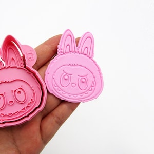 Monster LABUBU Cake Pop Mold (Embosser Included)
