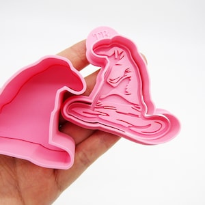 Wizard Hat Cake Pop Mold (Embosser Included)