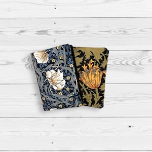 Paspoorthouder. Handgemaakte paspoorthoes. Paspoortetui van stof William Morris.