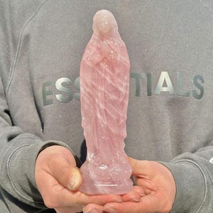 8 inches Natural Rose Quartz Hand Carved Virgin Mary,Crystal Virgin Mary Carving,Energy crystal,Healing Crystal,Home Decor,Crystal Gifts 1PC