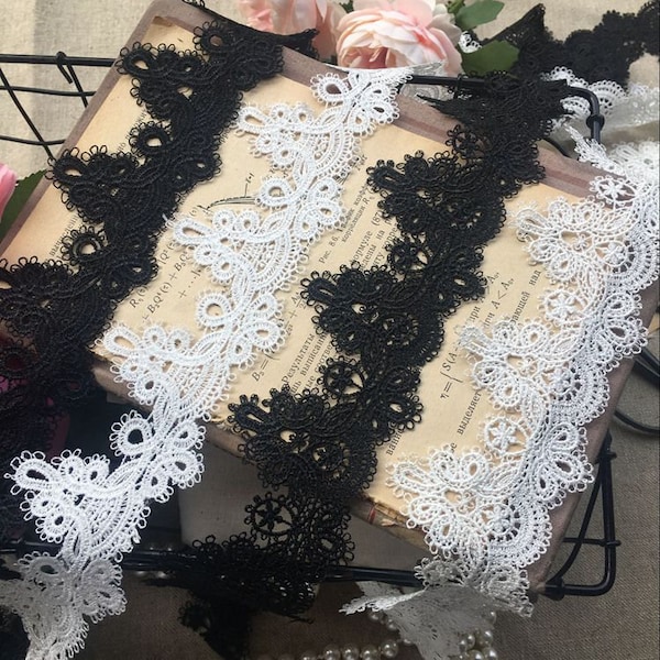 2 Yards Exquisite Eyelet Lace Trim In Black/Off White Water Soluble Polyester Venice Lace For Garment, Headband Accessory