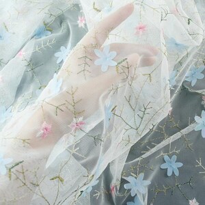 Beautiful Lace Fabric With 3D Blossom Chiffon Floral Tulle Lace For Evening Gown Dress 51“ Wide By The Yard