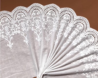 Off White Cotton Lace Trim With Scalloped Edge 12.9“ Wide By The Yard