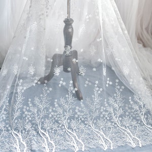 Beautiful Venice Lace Fabric Tree Snowflake Flower Embroidered Off White Tulle Wedding Dress Bridal Veils By The Yard 51" Wide