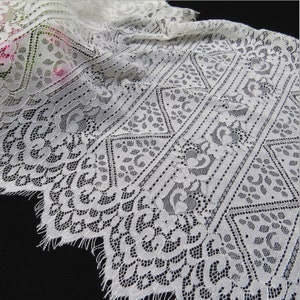 elegant ivory eyelash lace fabric, chantilly lace fabric with scalloped border, striped lace fabric 2019 new arrival