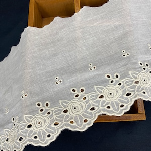 Rose Lace Trim, Cotton Eyelet Lace, Floral Cotton Lace Trim Apricot 17cm Wide 1 Yard