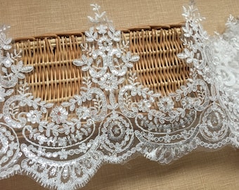 Blanc cassé - Bordure en dentelle d'Alençon rouge avec paillettes et cordon 9,4 po. de largeur en dentelle de style rétro par mètre