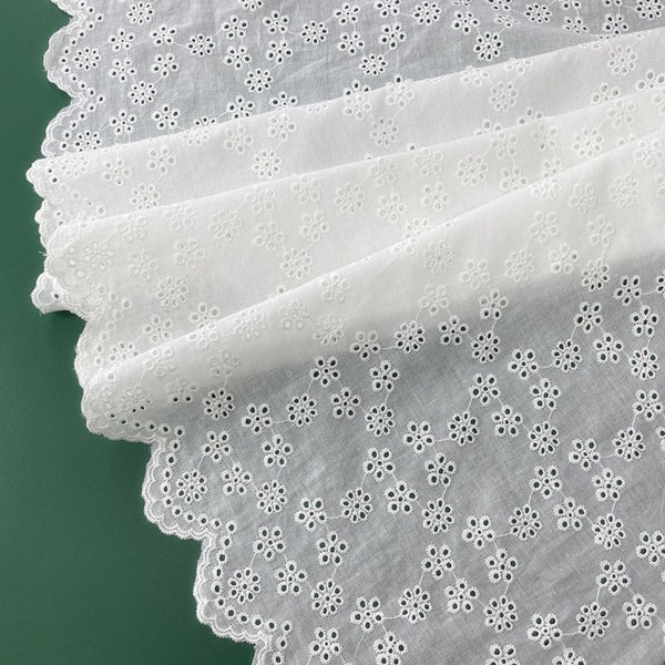 VENTE tissu en coton blanc cassé, tissu en dentelle florale de coton, tissu à oeillets pour robe de mariée, toile de fond, chemisier, tissu par mètre