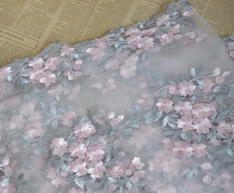 Beautiful Venice Lace Fabric Pink Floral Embroidered Ivory Tulle Fabric Evening Gowns By The Yard 51 Wide image 3