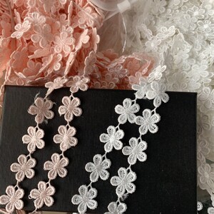 0.7 Inches Wide Off White/Pink Venice Lace Trim water soluble embroidered flower lace trim craft projects clothing embellishment, 14 yards