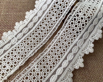 Bordure en dentelle beige, Bordure en dentelle de coton, Broderie en dentelle avec oeillets, Bordure en dentelle antique par mètre 1,9 pouce de large