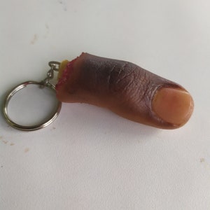 Realistic Severed finger keychain image 5
