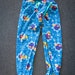 see more listings in the Tenir un pantalon section