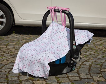 Sichtschutz, Blendschutz für den Babyautositz aus Musselin.