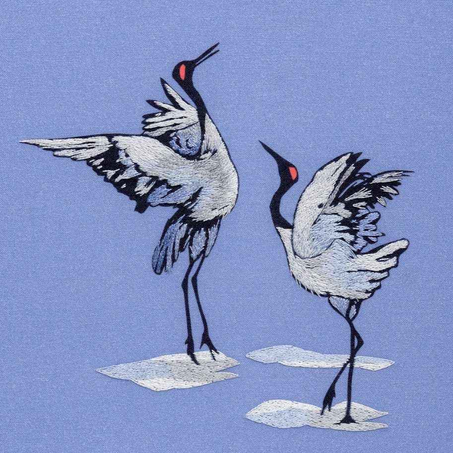 シルク糸の刺繍絵画 シルク金糸 刺繍画