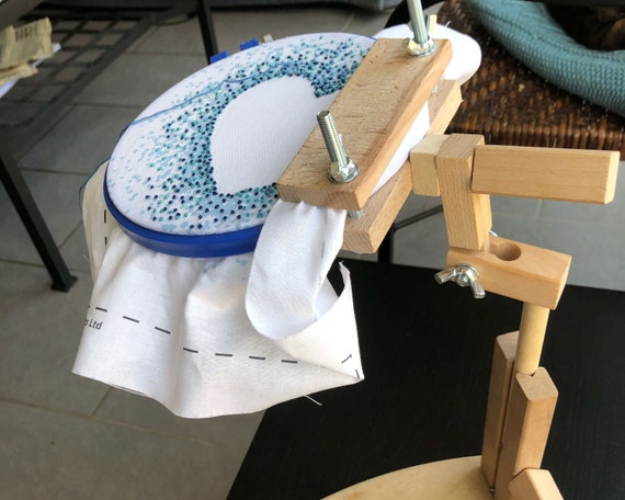Embroidery cheap lap stand