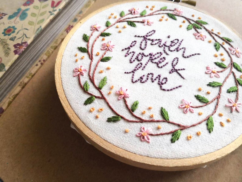 Faith, Hope & Love Floral Hand Embroidery PDF Pattern DIY Embroidery Embroidery Pattern Floral Embroidery imagem 3