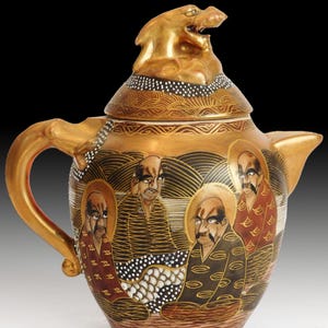 Antique Japanese Satsuma Dragon Kannon Rakan Kyusu Ceramic Teapot Pitcher 薩摩急須