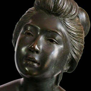 Meiji Bronze Nude Bather by Okazaki Sessei Antique Japanese Okimono