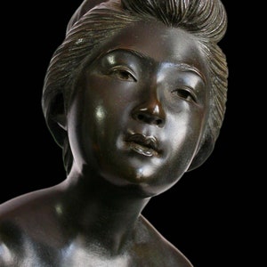 Meiji Bronze Nude Bather by Okazaki Sessei Antique Japanese Okimono