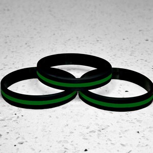 Thin Green Line Wristband Bracelet Security Personnel Border Patrol Federal Agent Park Ranger Public Safety USA Gift Support Black Silicone image 4