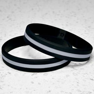 Thin Silver Line Wristband Bracelet Corrections Officer Detention Guard Security Support Public Safety Gift First Responder Black Silicone