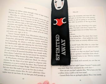 Handgjort Spirited Away-bokmärke - NO FACE Broderat tygbokmärke