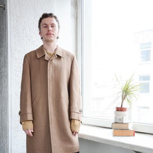 manteau vintage des années 70 en laine marron camel