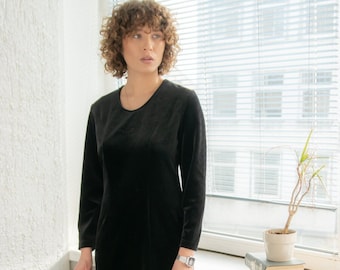 Vintage 80's Black Velvet Long Sleeved Midi Dress