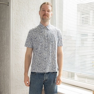 Vintage 80&#39;s Blue Abstract Print Cotton Top