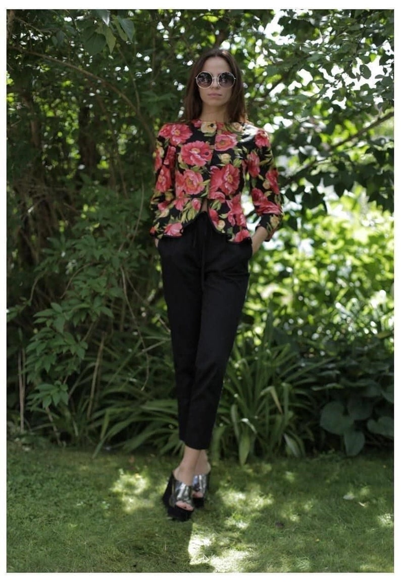 Vintage 80/'s Black Flower Print Long Sleeved Jacket