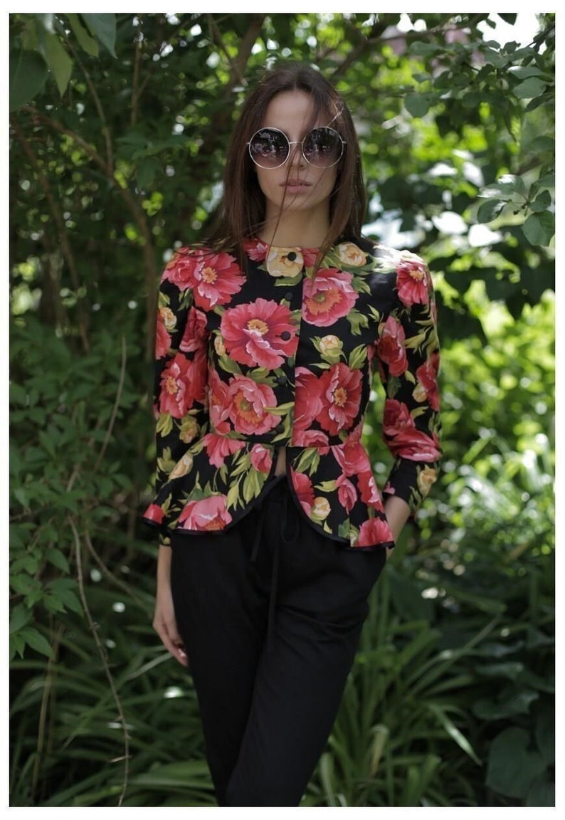 Vintage 80/'s Black Flower Print Long Sleeved Jacket